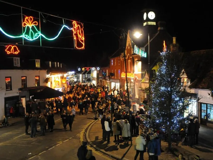 Christmas in Fordingbridge: A Riverside Festive Guide